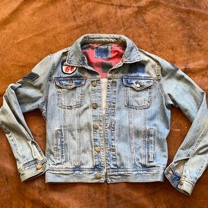 Vintage Denim Jacket size M